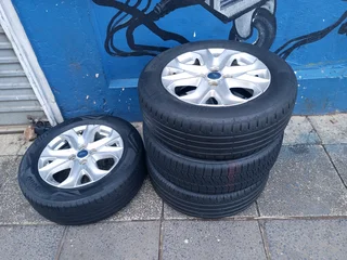 A Set of 16inche Rims And TYRES Ford Ecosport
