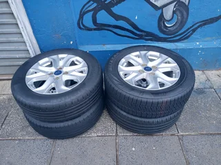 A Set of 16inche Rims And TYRES Ford Ecosport