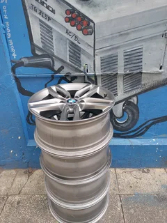 A Set of Rims 18inche BMW F30 Original mag 5X12O Pcd and also fit BMW 1 Series and BMW 2 Series