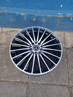 One Single Rim 19inche AMG Mercedes Benz Original mag 5X112 PCD