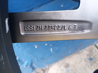 One Single Rim 22inche OEM Original BMW X5 and X6