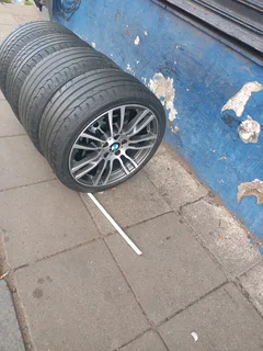 A Set of Rims And TYRES 19inche BMW F30 and BMW E90 Original mags