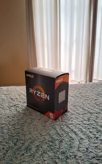 AMD Ryzen 5 5600X 6-Core 12-Threads 3.7GHz (4.6GHz Max Boost) Socket AM4 65W Desktop Processor