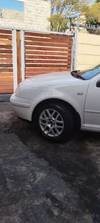 2005 JETTA 4 2.0LT SWOP OR R75000