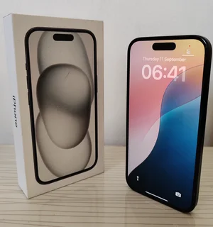 Apple iPhone 15 256GB - Black