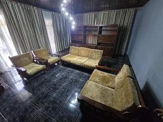 Lounge suite for sale