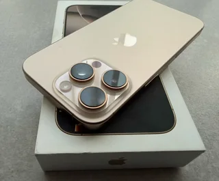 iPhone 16 Pro 256GB - Desert Titanium