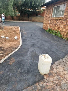 Tar Driveways from R100 per sq meter 0738055278