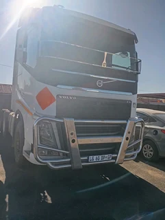 Volvo FH 440 horse for sale