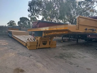 Three axil extandable low bed trailer for sale