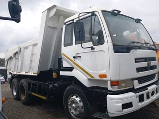 Nissan UD440 tipper truck for sale