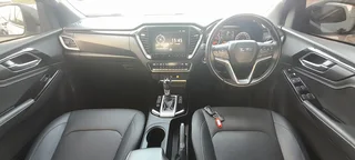 2024 Isuzu D-Max 3.0 DDI V-Cross  AT