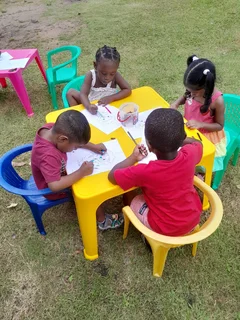 LITTLE ECHOES EDUCARE