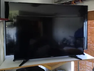 Two Hisense TVs (55” Smart & 40” Full HD) for Spares or Repair - Package Deal!
