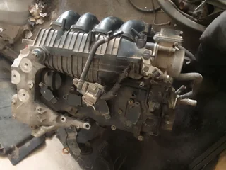 Renault koleos engine 2.5 for stripping