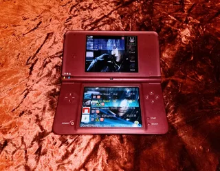 Nintendo DSi XL