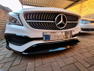 Mercedes-Benz CLA200 AMG Line