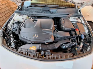Mercedes-Benz CLA200 AMG Line
