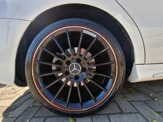 Mercedes-Benz CLA200 AMG Line