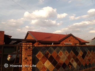 ALL GUTTERS AND PILLAR COVERING