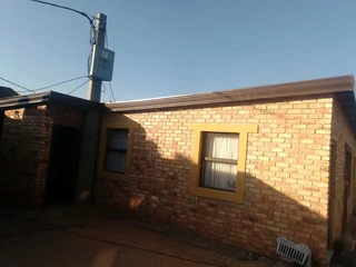 ALL GUTTERING AND COVERING OF PILLARS