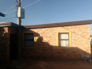 ALL GUTTERS AND PILLAR COVERING