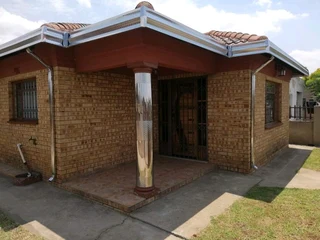 ALL TYPES OF GUTTERS AND PILLAR COVERING