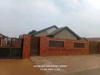 INSTALLATION OF ALL GUTTERS AND PILLAR COVERING