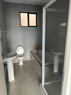 A room to rent in a two