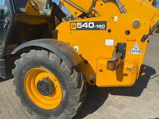 JCB Telehendler 18m