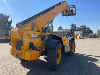 JCB Telehendler 18m