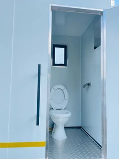 Mobile VIP Toilets