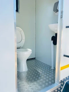 Mobile VIP Toilets