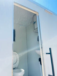 Mobile VIP Toilets