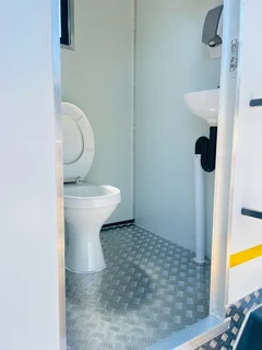 Mobile VIP Toilets