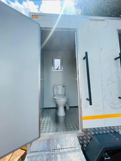 Mobile VIP Toilets