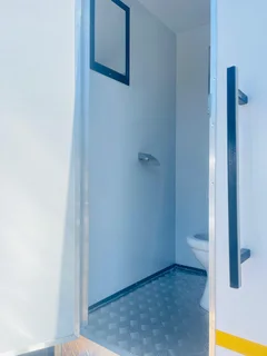 Mobile VIP toilets