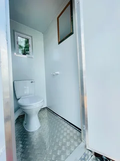 Mobile VIP toilets