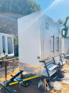 Mobile Vip Toilets