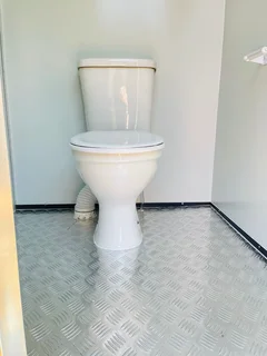Mobile VIP Toilets