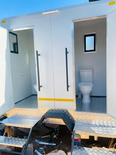 Mobile VIP Toilets