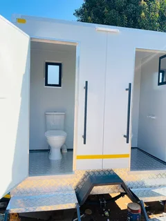 Mobile VIP Toilet