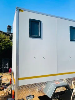 Mobile VIP Toilets