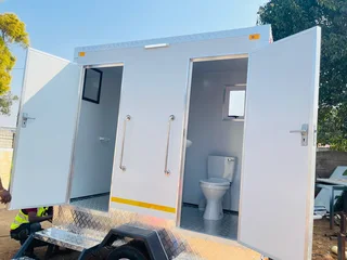 Mobile VIP Toilets