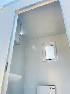 Mobile VIP Toilet
