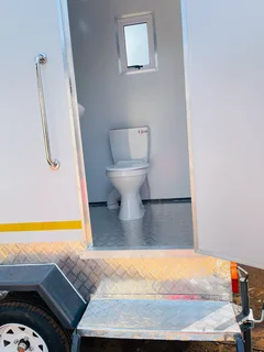 Mobile VIP Toilets