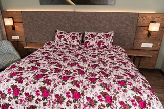 Soft and warm Comforters for sale