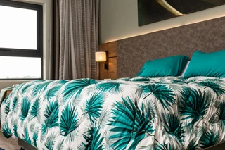 Soft and warm Comforters for sale