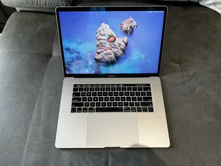 MacBook Pro 15-inch (2019) – Powerful i9, 16GB RAM – Excellent Condition!