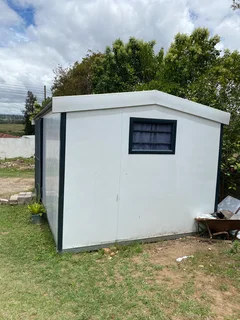 6m x 3 m - Prefab Containier